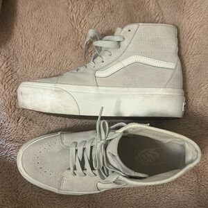 Vans Women's Sneakers in Light Gray